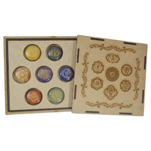 SEVEN CHAKRA GEMSTONE CRYSTAL WITH WOODEN BOX
